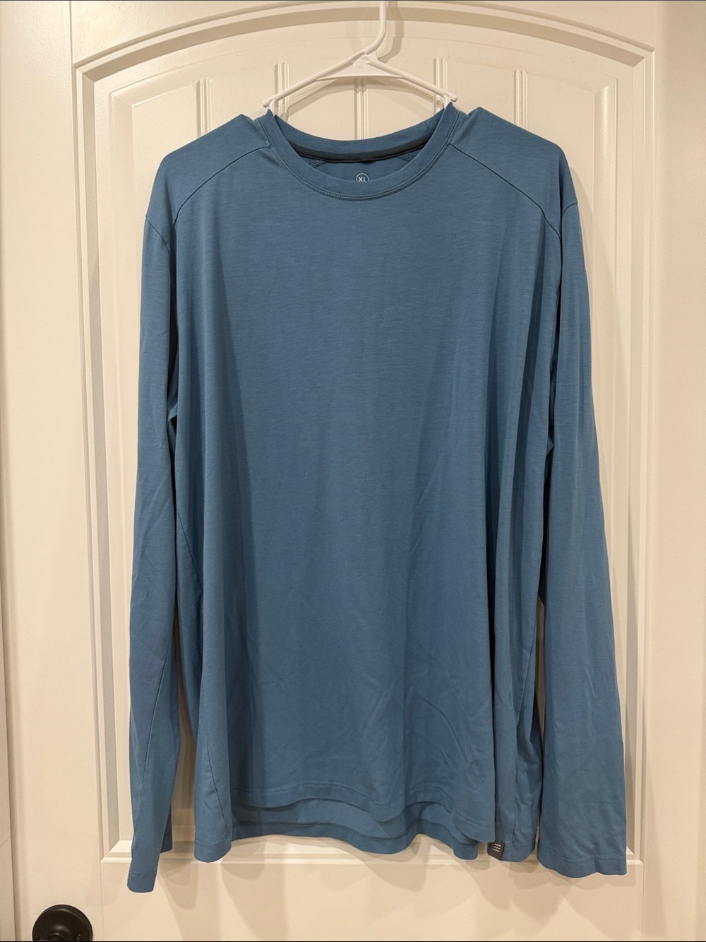 NWOT Free Fly Apparel Men's Long Sleeve Crew - Dusty Blue